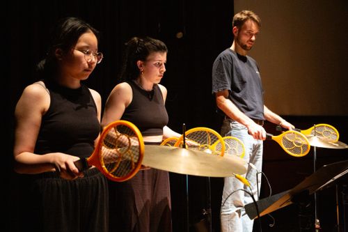 INSIDE THE CAGE - SCHLAGZEUG IM DIALOG, Foto: Andy Koch